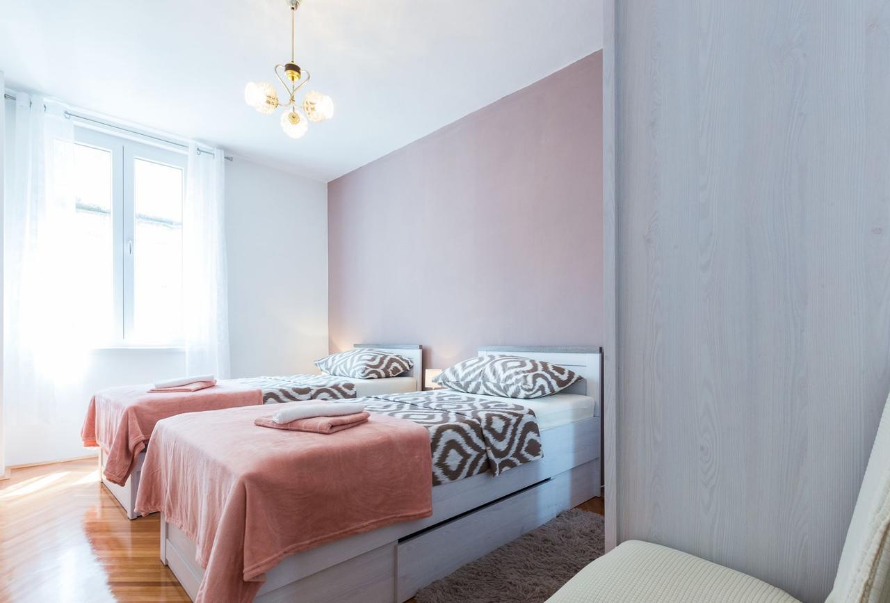 Drago 2Br Apt. In Old Town Zara Esterno foto